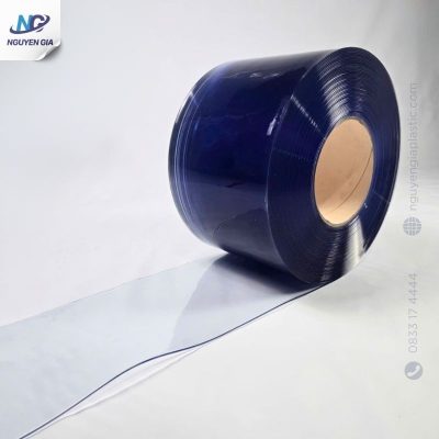 tam-mang-nhua-pvc-xanh-chong-bui