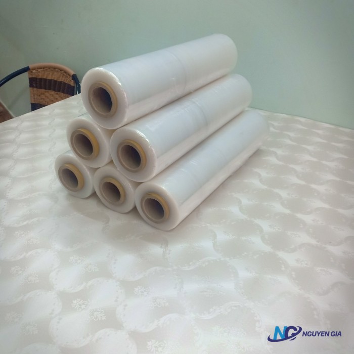 Cuộn màng PE các khổ Nguyễn Gia