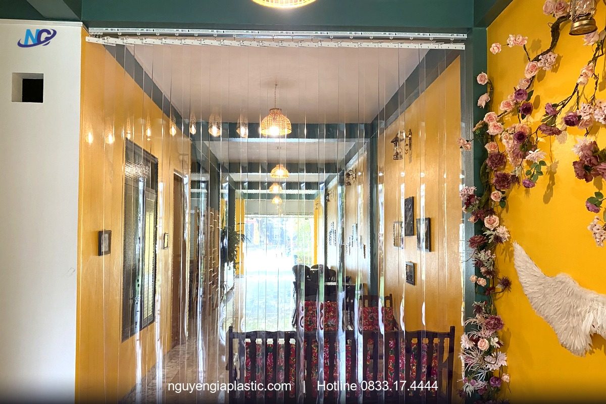 Rèm nhựa PVC lắp đặt thực tế tại Đồng Nai