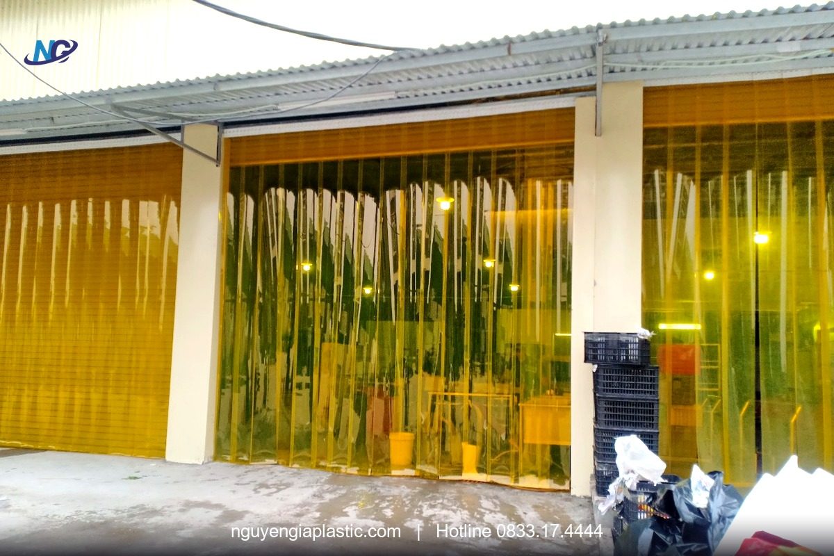 Rèm nhựa PVC lắp đặt thực tế tại Quảng Trị