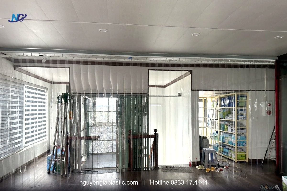 Rèm nhựa PVC lắp đặt thực tế tại Vĩnh Long