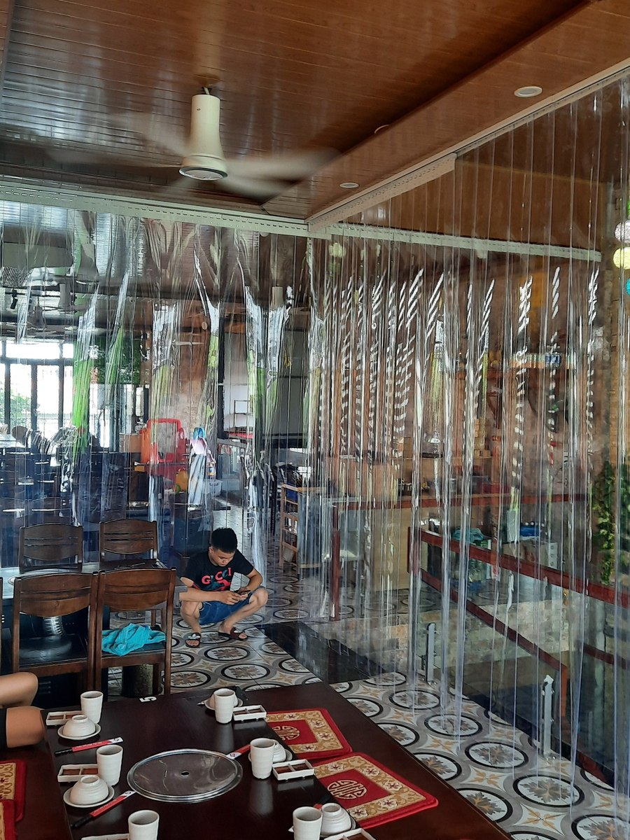 Rèm nhựa PVC lắp nhà hàng trong suốt