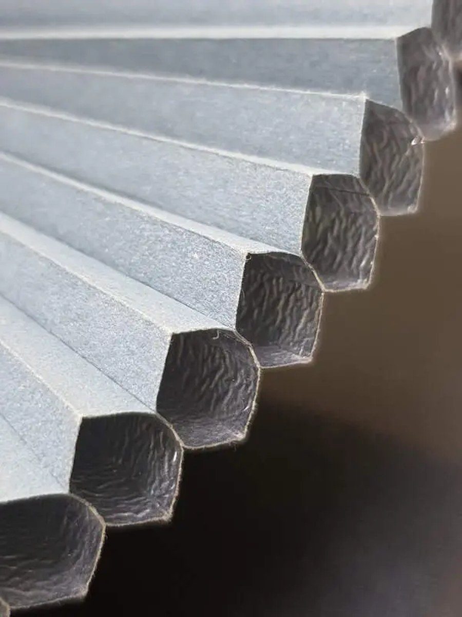 Cận cảnh kết cấu tổ ong lục giác