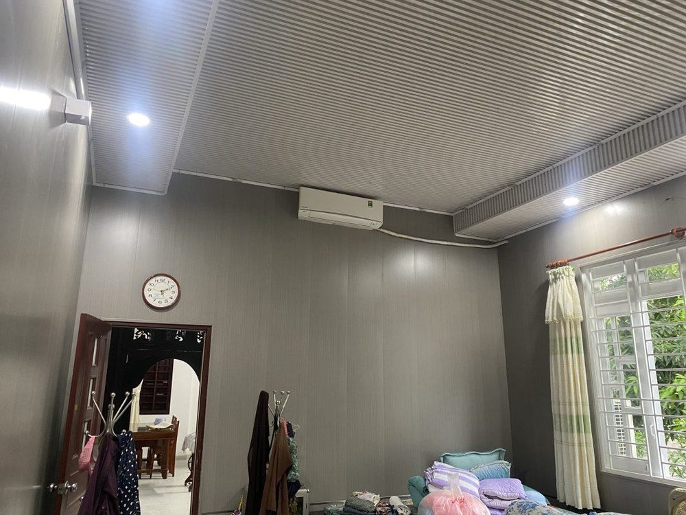 Tấm ốp Nano ốp trần và tường phòng ngủ