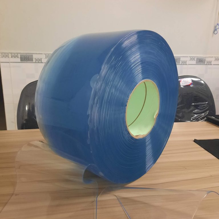 Cuộn nhựa PVC màu xanh trong