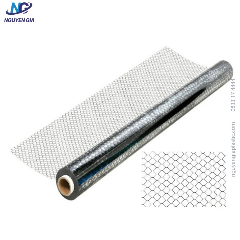 Cuộn màng nhựa PVC ô mắt cáo kéo ra một đoạn