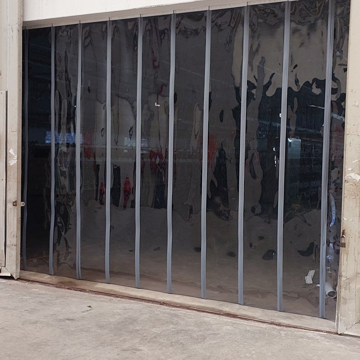 Rèm nhựa PVC nam châm từ tính lắp cửa lớn